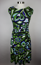 Load image into Gallery viewer, Flowerpower Dress
