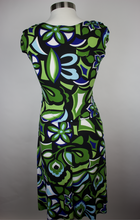 Load image into Gallery viewer, Flowerpower Dress
